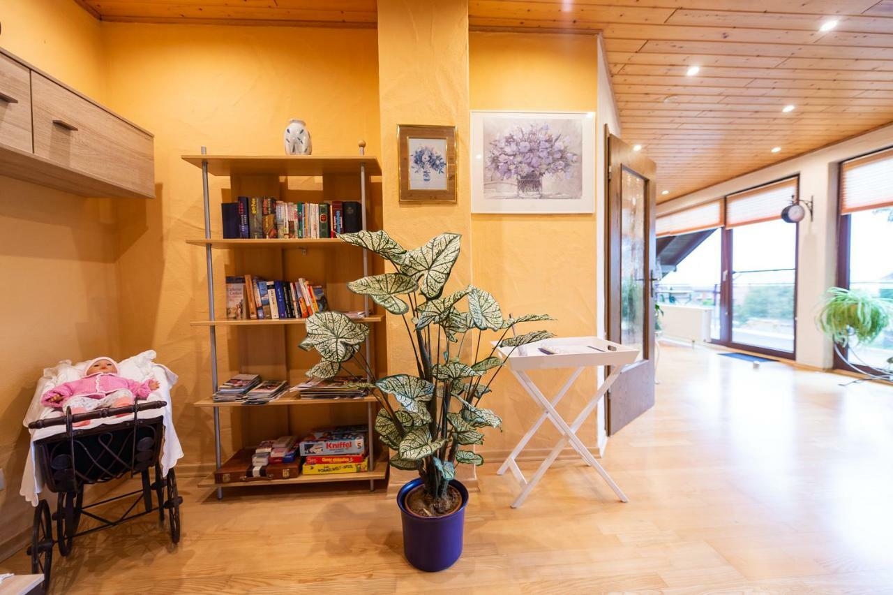 Ferienwohnung Virginija Ditscheid Exterior photo